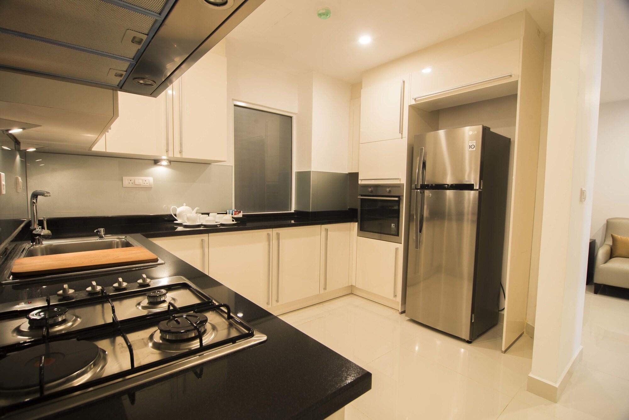 Platinum One Suites Colombo Extérieur photo