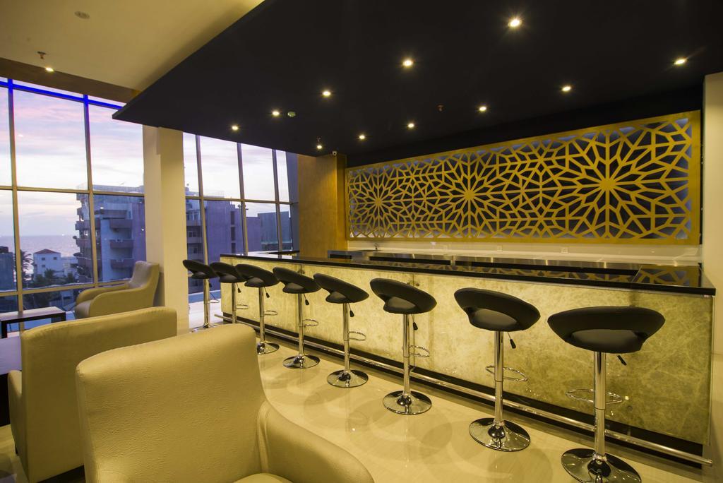 Platinum One Suites Colombo Extérieur photo
