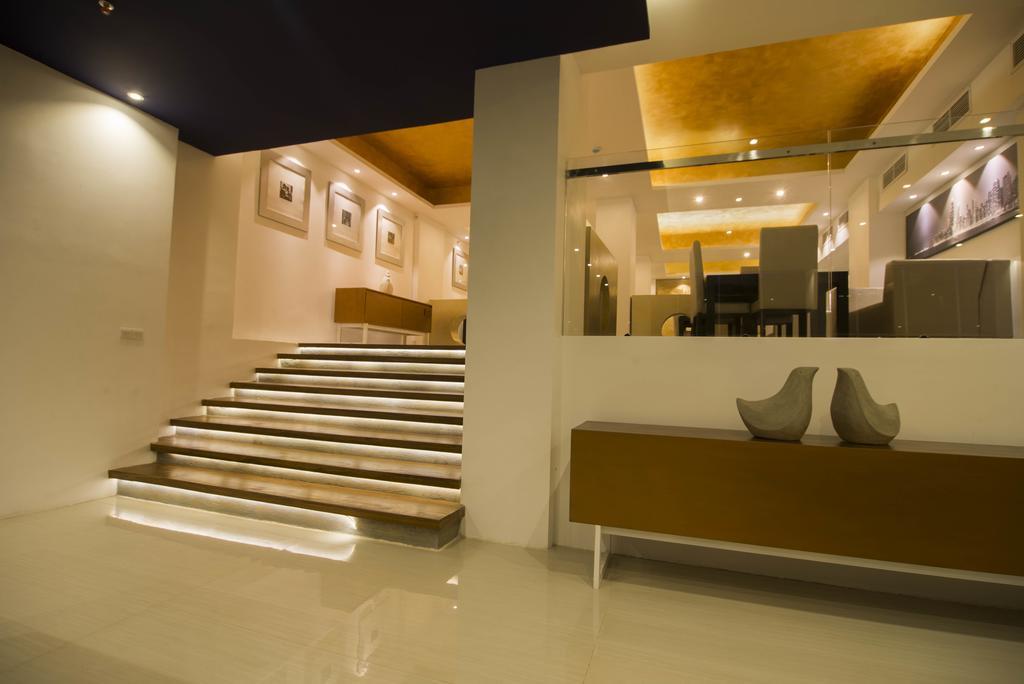 Platinum One Suites Colombo Extérieur photo